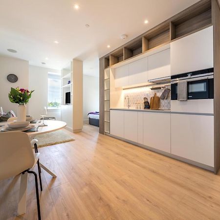 Cozy Apartments - Free Wifi And Parking Onsite Feltham 外观 照片