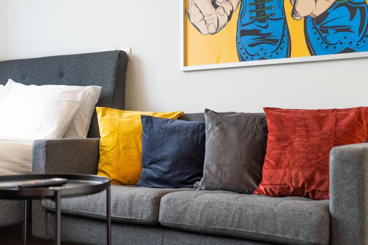 Cozy Apartments - Free Wifi And Parking Onsite Feltham 外观 照片