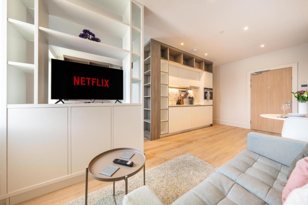 Cozy Apartments - Free Wifi And Parking Onsite Feltham 外观 照片